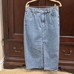 Denim midi skirt
